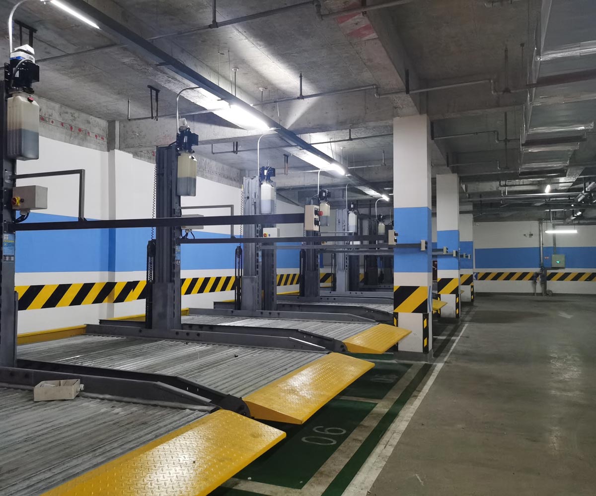 石棉小區(qū)四柱簡易升降停車庫